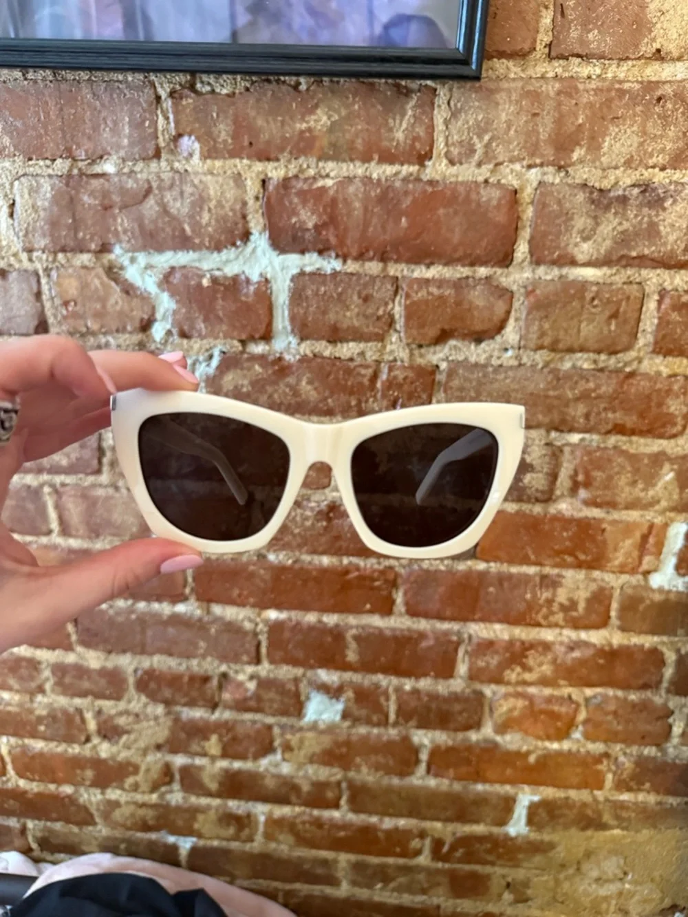 Classic Women's Cat-Eye Sunglasses in Cream - Picture 2 of 4